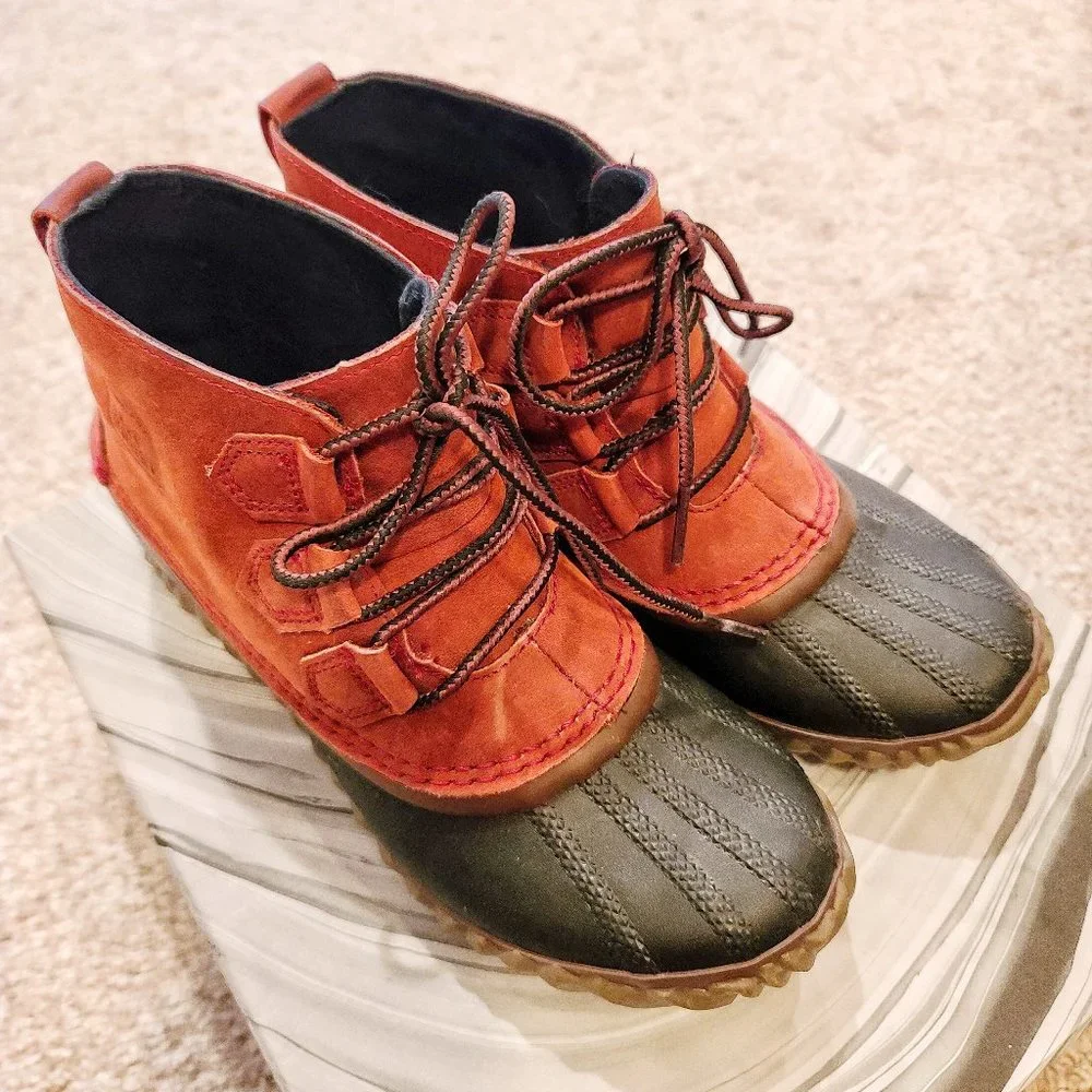 8/25 SOREL IN AND OUT BOOTS